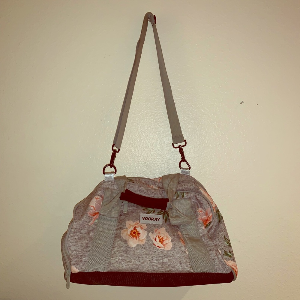 Grey tropical Vooray gym bag
